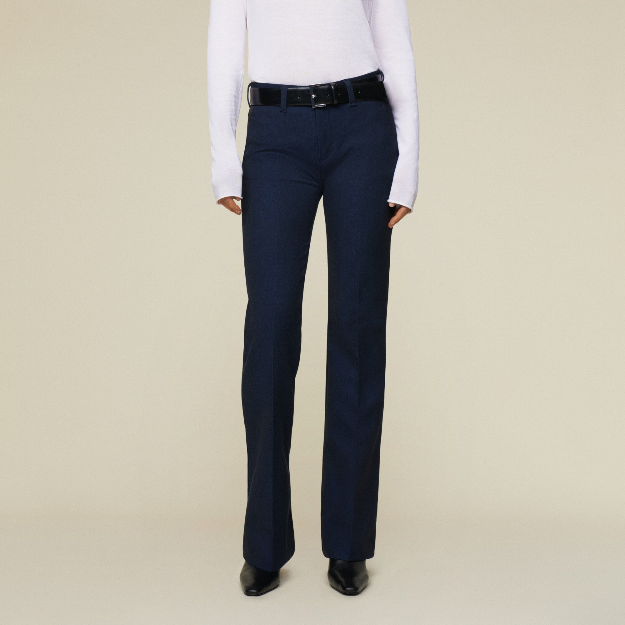 Silvia Suple Roble Wool - High Rise Flare - Lois Jeans product image