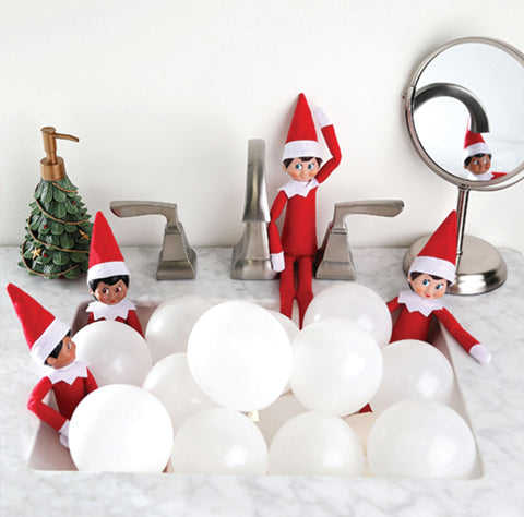 Elves in sink with bubble balloons