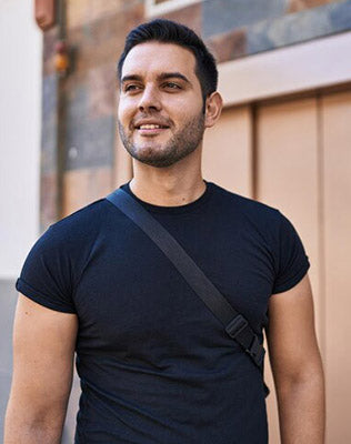 young-hispanic-man-smiling-confident-standing-street_839833-15497.jpg__PID:e487be79-a3f0-4736-a1c5-41212aaa014b