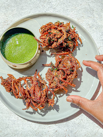 Crispy Onion Pakoras