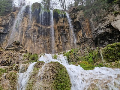 Cascada Pișoaia_Buddha Dordenma Statue སྟོན་པ་རྡོར་གདན་མ།の画像