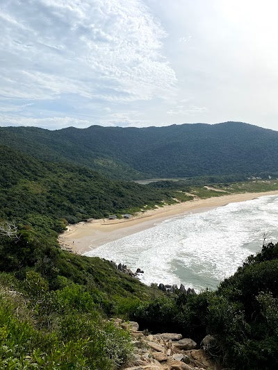 プライア・ダ・ラゴイーニャ・ド・レステ_Lagoinha do Leste Beachの画像