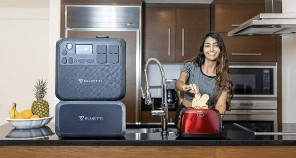 Estación de energía AC200Max en una cocina para usar los electrodomésticos