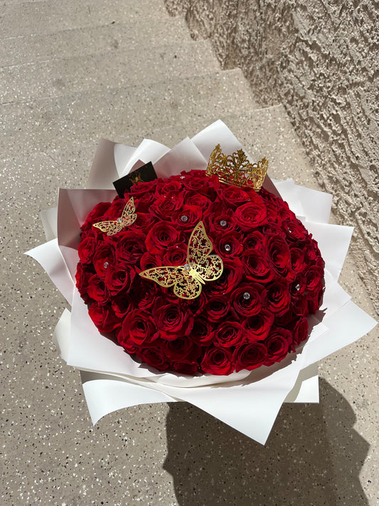 red roses bouquet crown｜TikTok Search