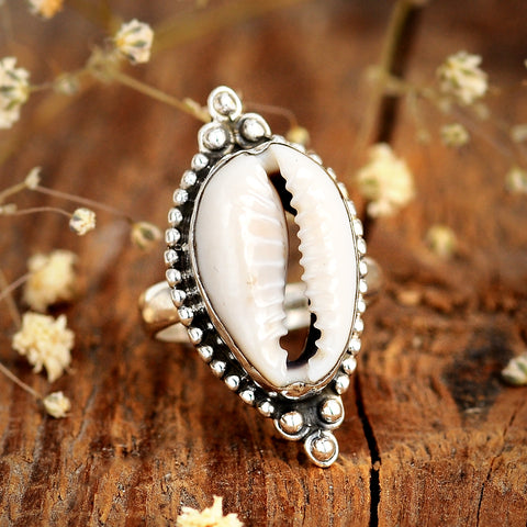 The Meaning of the Cowrie Shell – Boho Magic Jewelry