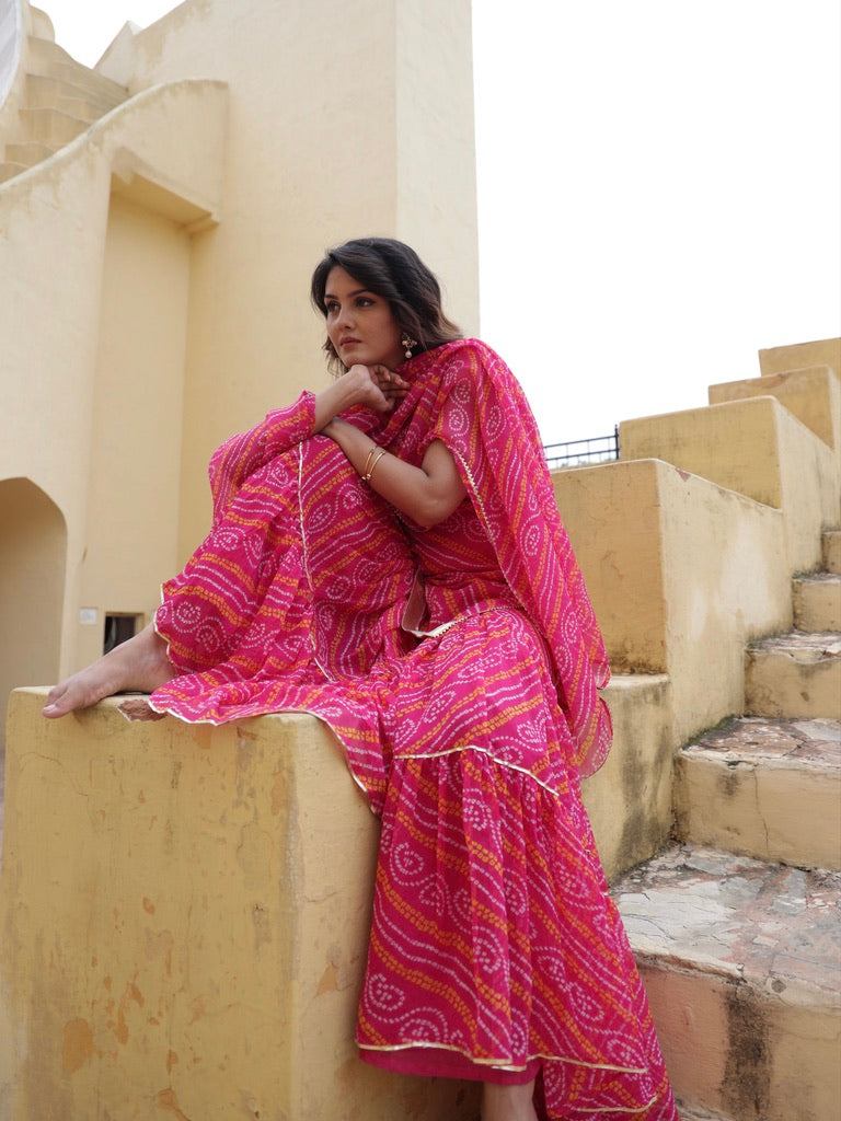 Girl Poses In Sharara Suit | Indian fashion, Girl poses, Indian wedding  dress