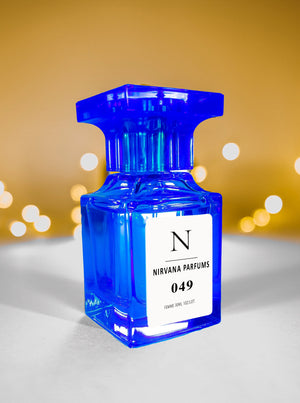 NIRVANA 049 similar a Bright Crystal Frasco Pack 30ml www.nirvanaparfums.es