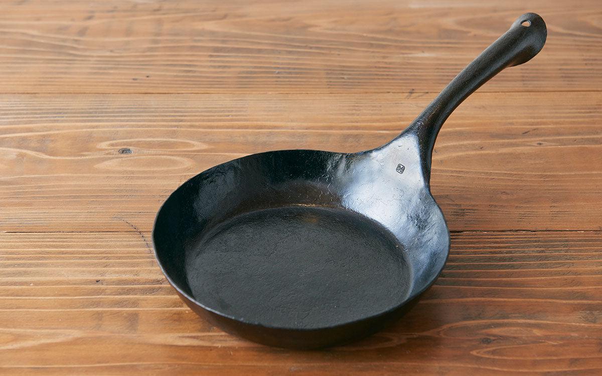 metalneko Yasushi Kaneko iron frying pan