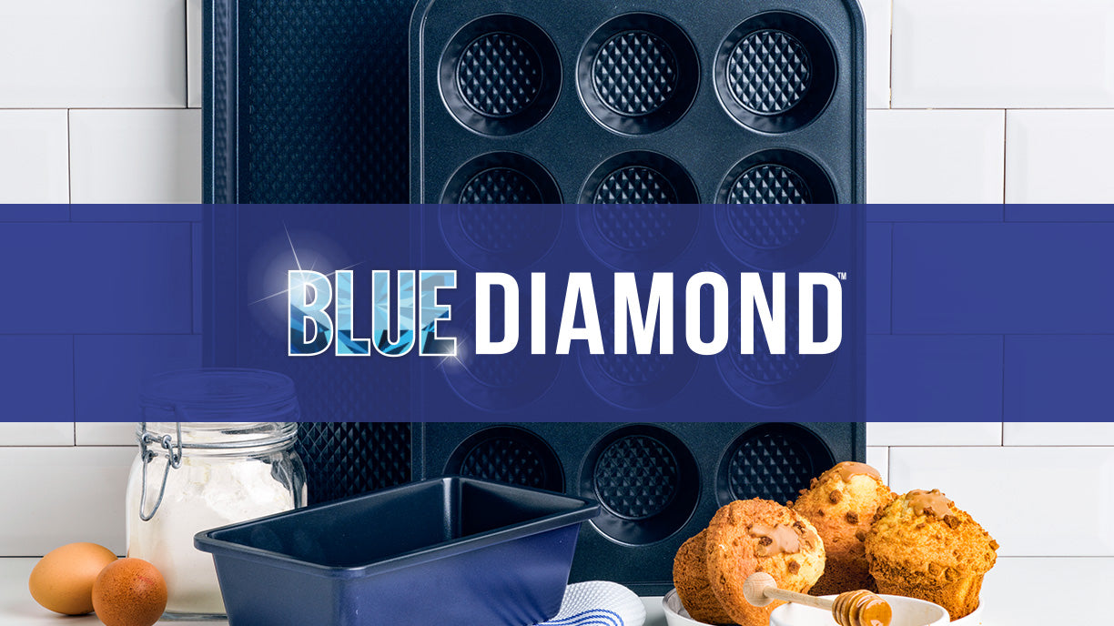 Blue Diamond Bakeware Diamond Infused Ceramic Nonstick, 12 Cup Muffin and  Cupcake Baking Pan, Dishwasher and Freezer Safe, PFAS-Free, Blue