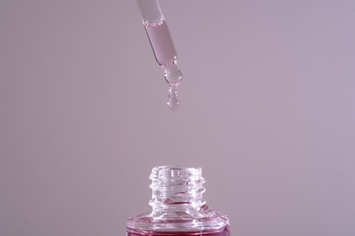 Pink serum with Bakuchiol extract
