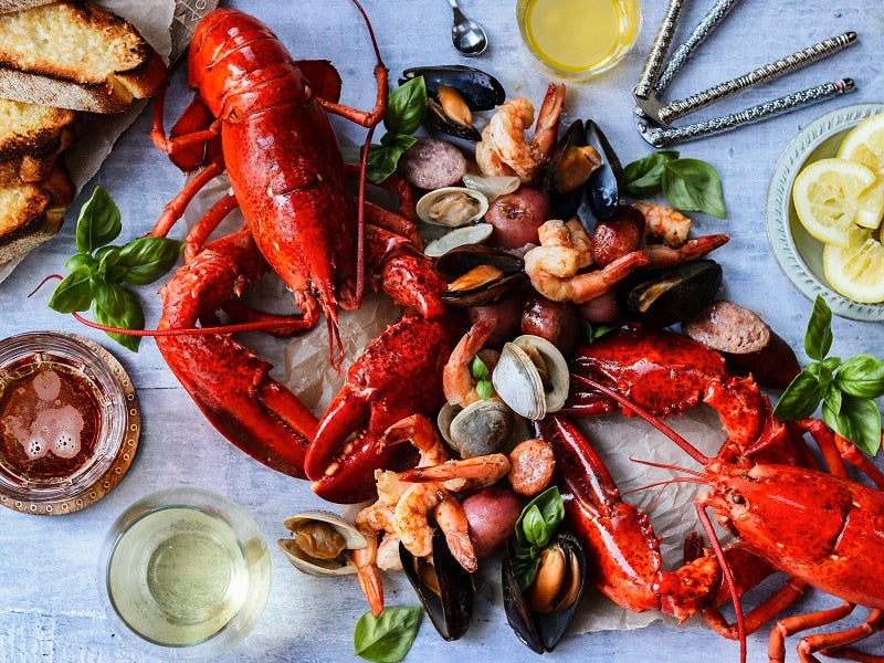 Table with different shell fish rich in zinc