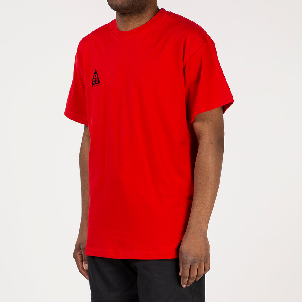 nike university red shirt