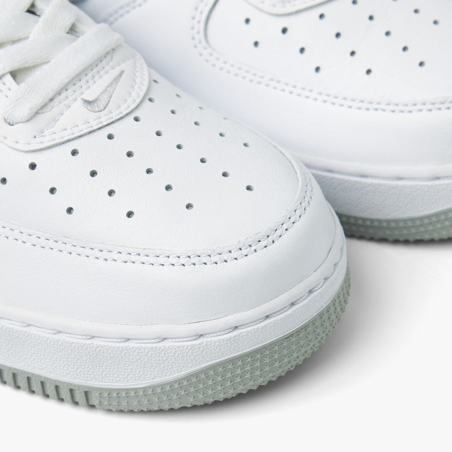 Nike Air Force 1 Low Retro White / Metallic Silver – Livestock