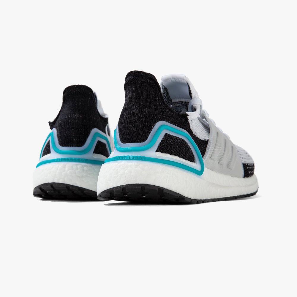 ultraboost 19 white black blue 