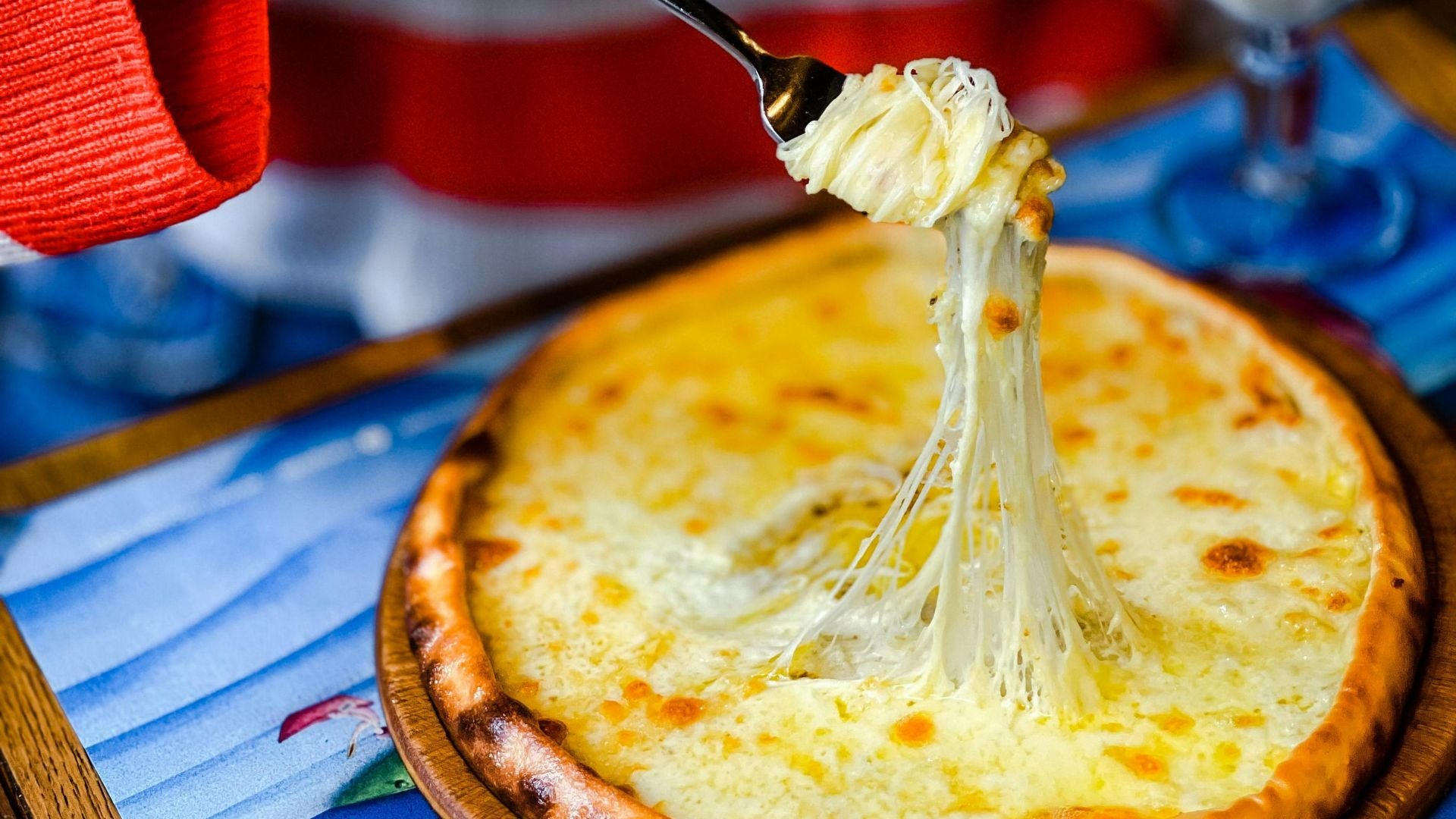 cream base pizza