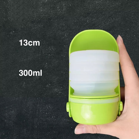 Expandable water bottle for dog and cat