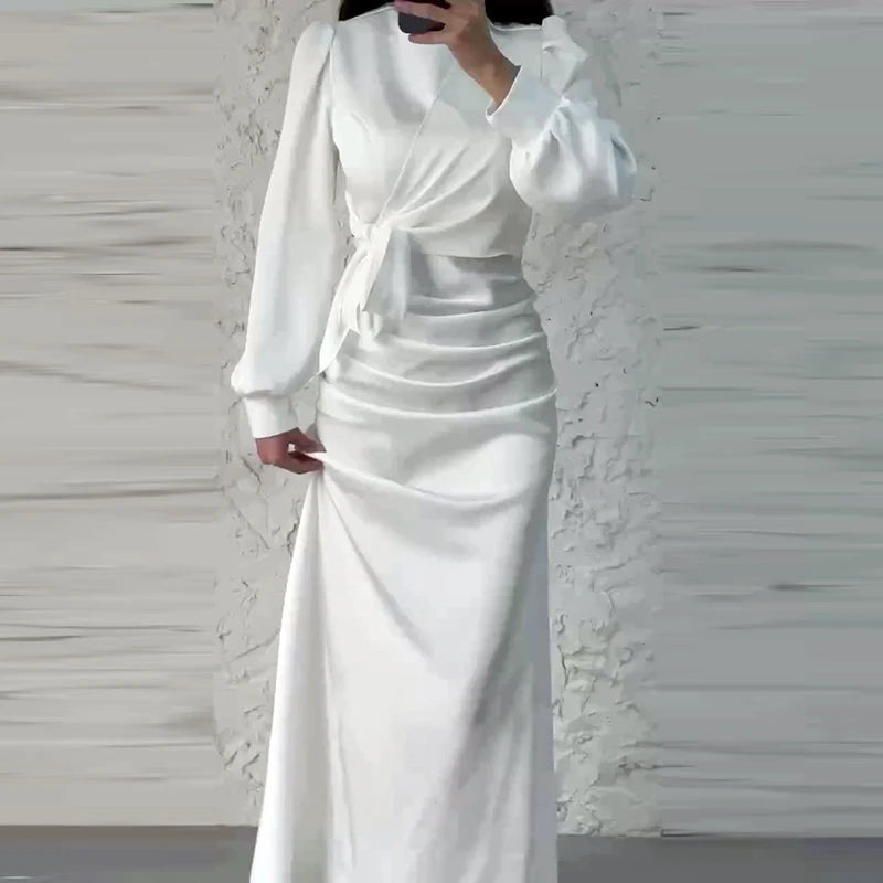 04 White