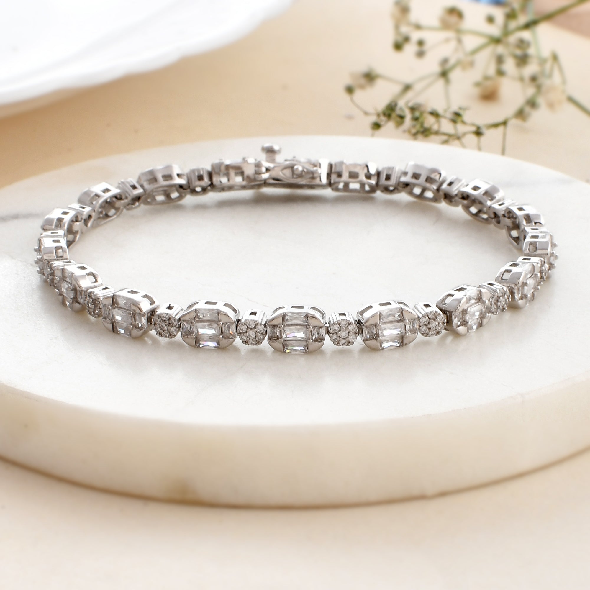Showroom of Silver 92.5 diamond bracelet | Jewelxy - 233952