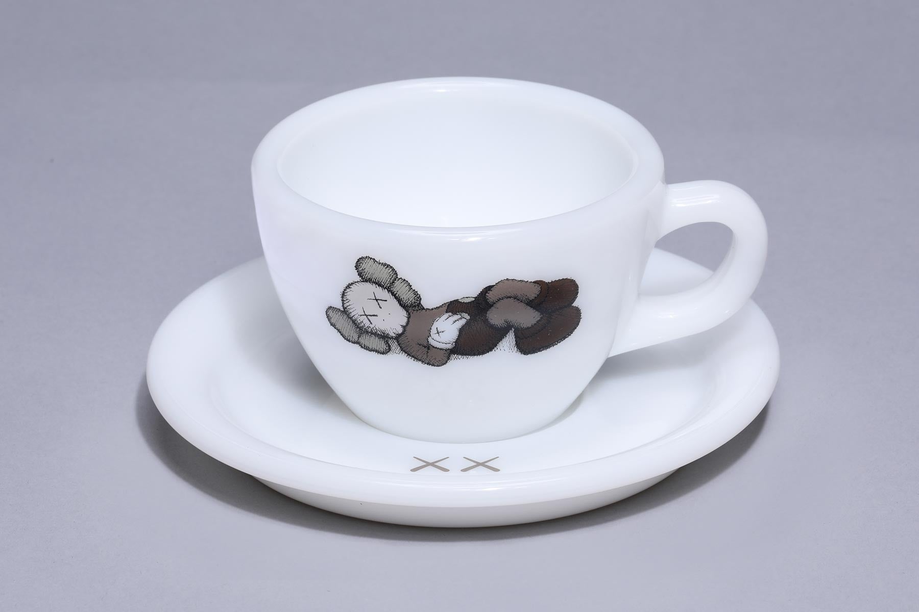 未使用 KAWS TOKYO FIRST Fire-King Stacking Mug スタッキングマグ カウズ トウキョウ ファースト マグカップ  33582