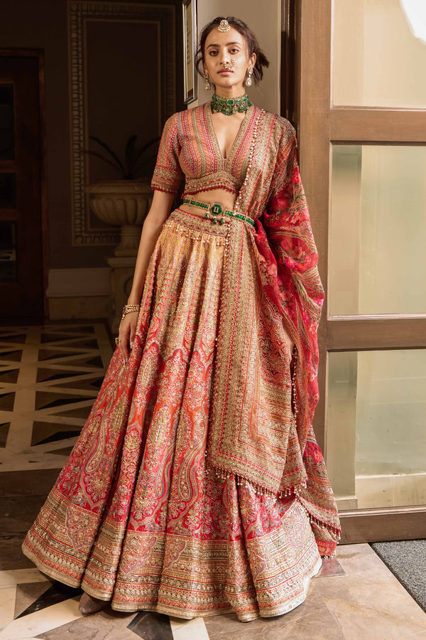 80 Wedding Lehenga Blouse Designs for the Picky Brides | Lehenga-Saree