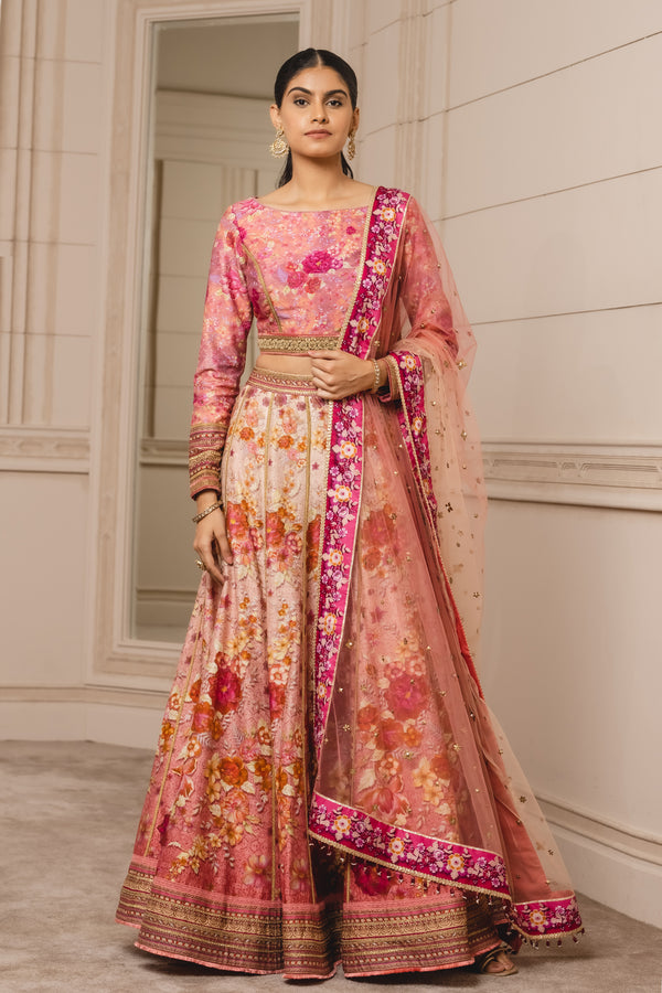 Fuchsia Printed Lehenga Set | Drishti & Zahabia – KYNAH