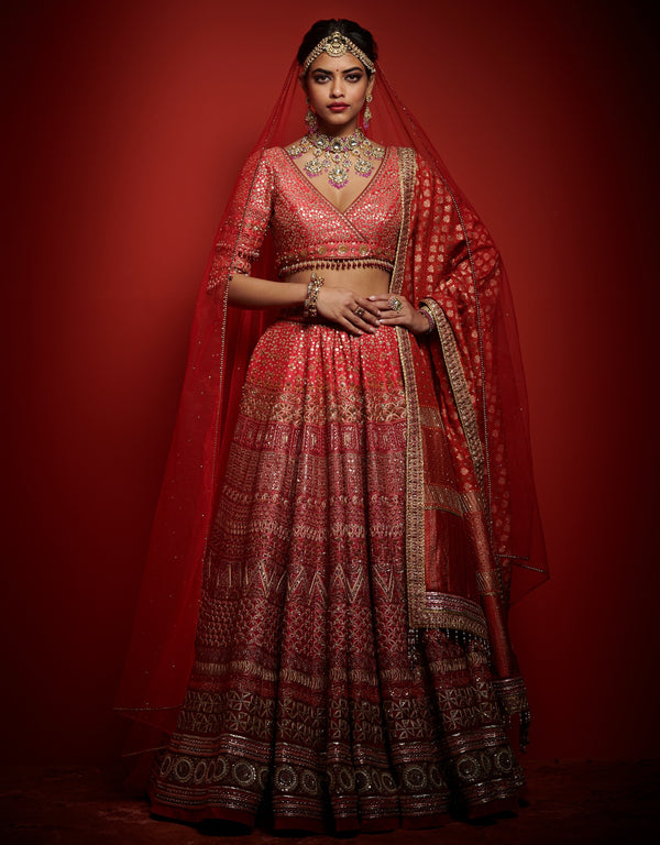 A Beautiful Wedding In Ahmedabad Where The Bride Wore Some Of The Most  Gorgeous Outfit… | Indian bride outfits, Indian wedding bridal outfits,  Latest bridal lehenga