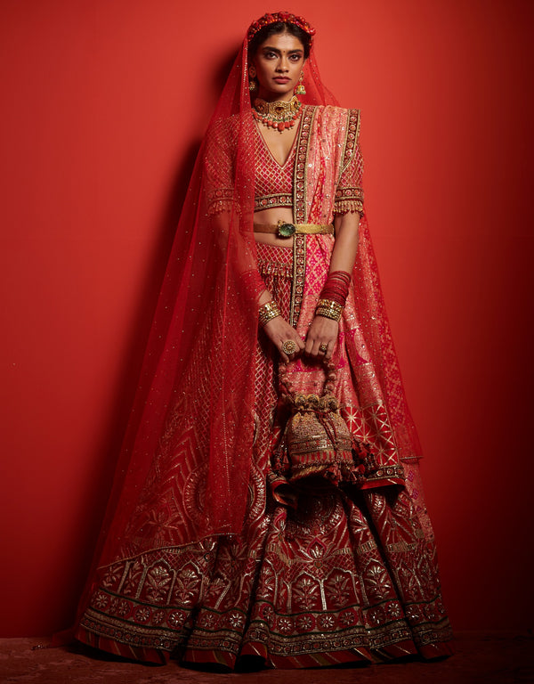 Buy Tarun Tahiliani WW-SST-BR-KL-3/CW-127-S Bridal Lehenga And Blouse In  Raw Silk Accentuated With Gota Embroidery Online - Best Price Tarun  Tahiliani WW-SST-BR-KL-3/CW-127-S Bridal Lehenga And Blouse In Raw Silk  Accentuated With Gota