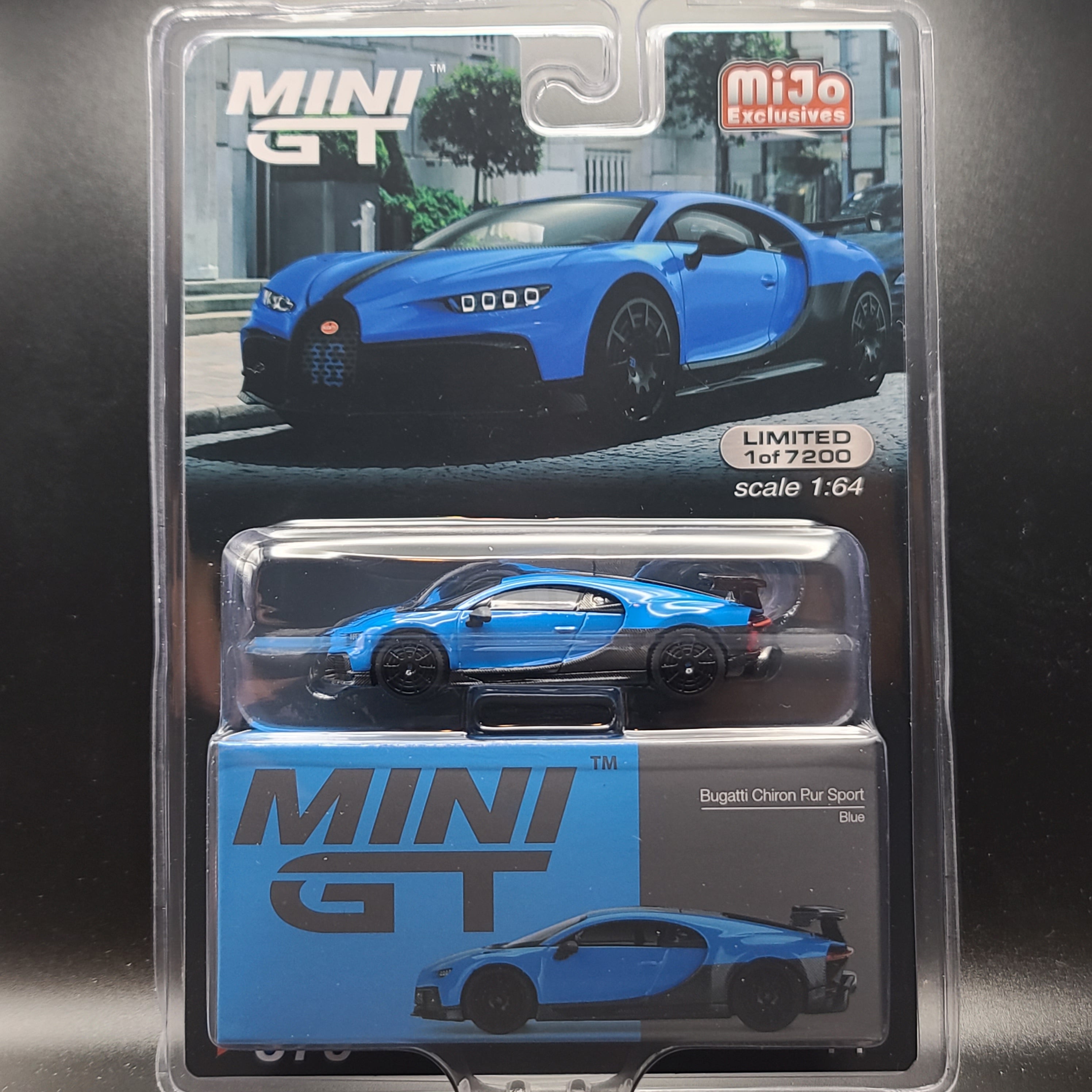 MINI GT Bugatti Divo Presentation- 1:64 scale (2023 MIJO