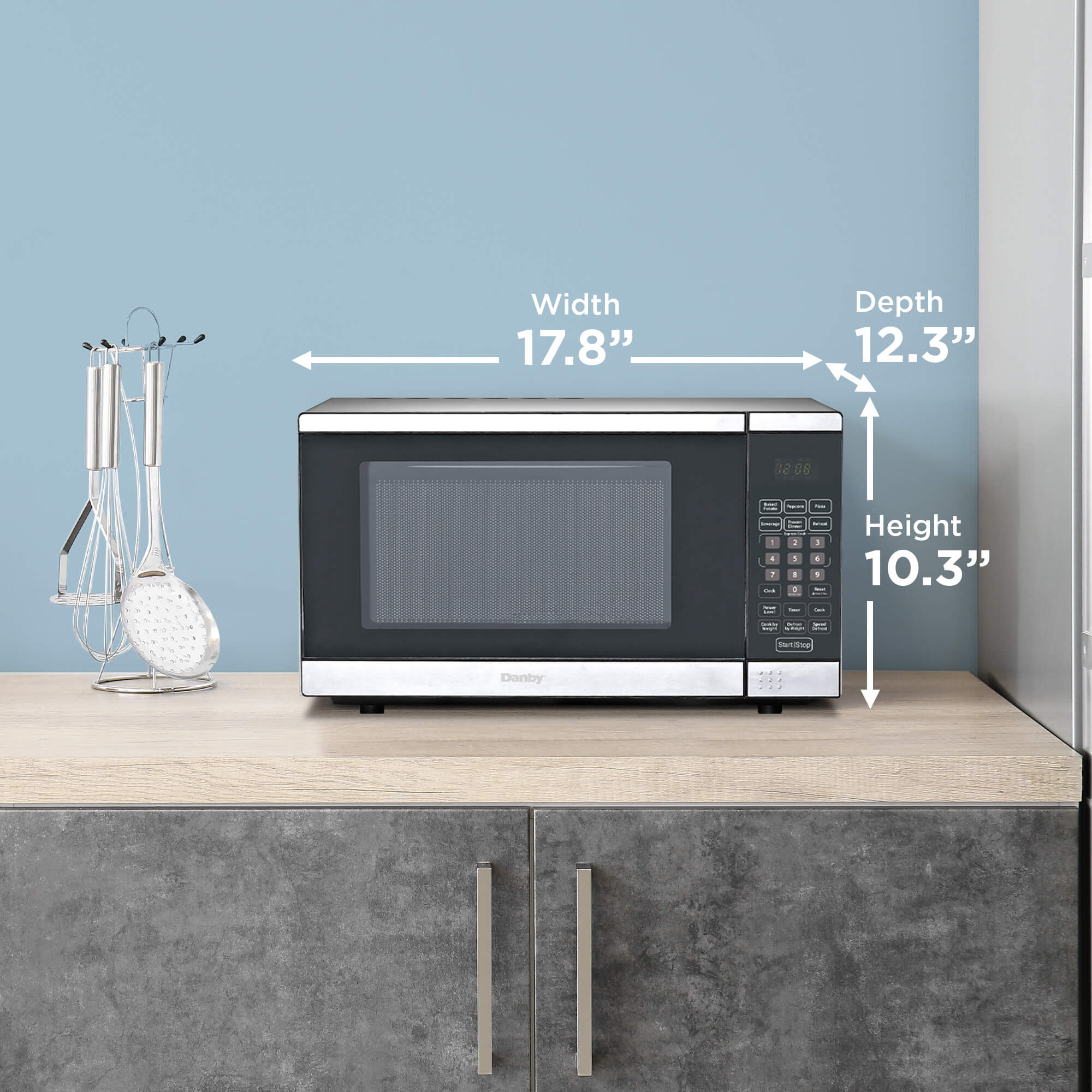 DANBY DDMW007501G1 Danby 0.7 cu ft Space Saving Under the Cupboard Microwave - Image 30