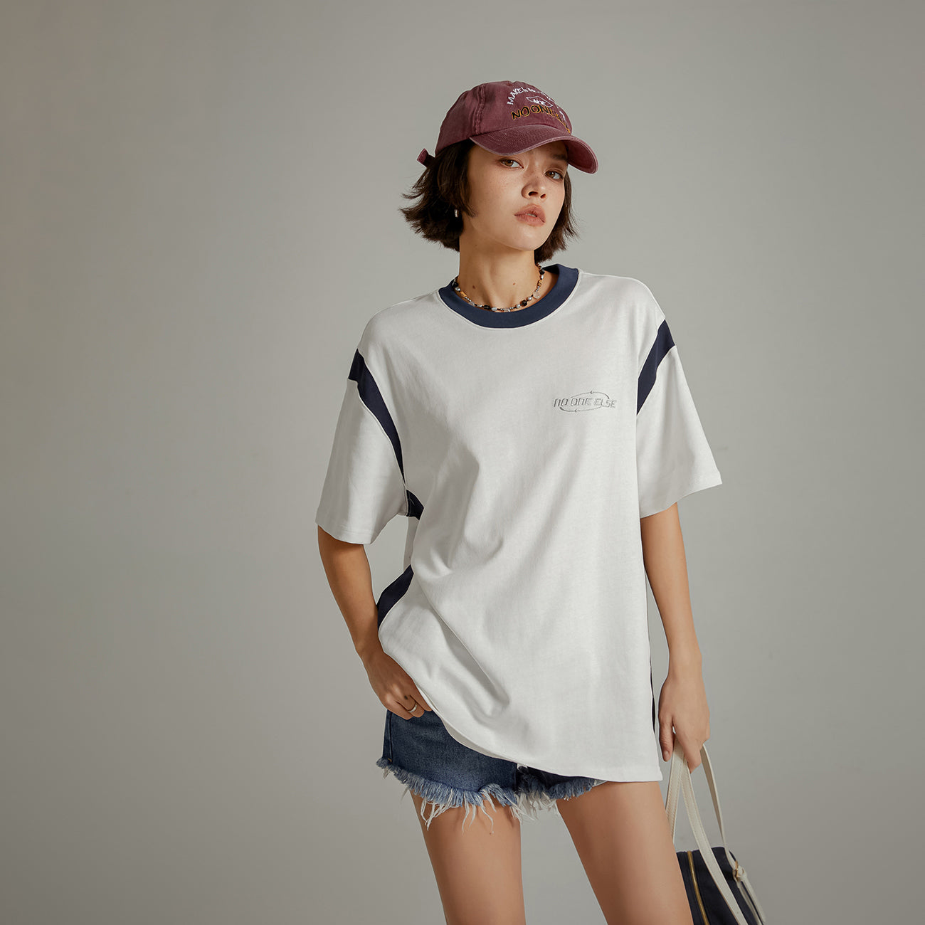 CHUU Color Matching Line Loose Fit T-Shirt | International delivery