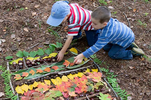 Loose parts found in nature are perfect for easy and accessible math functions, and pattern making.