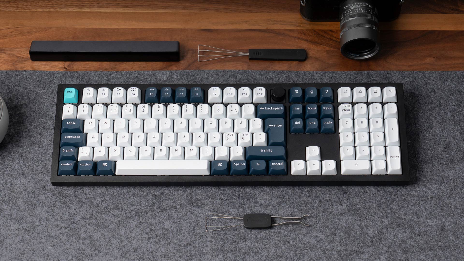 Keychron Q6 Max 100% layout QMK Custom Mechanical Keyboard ISO Layout