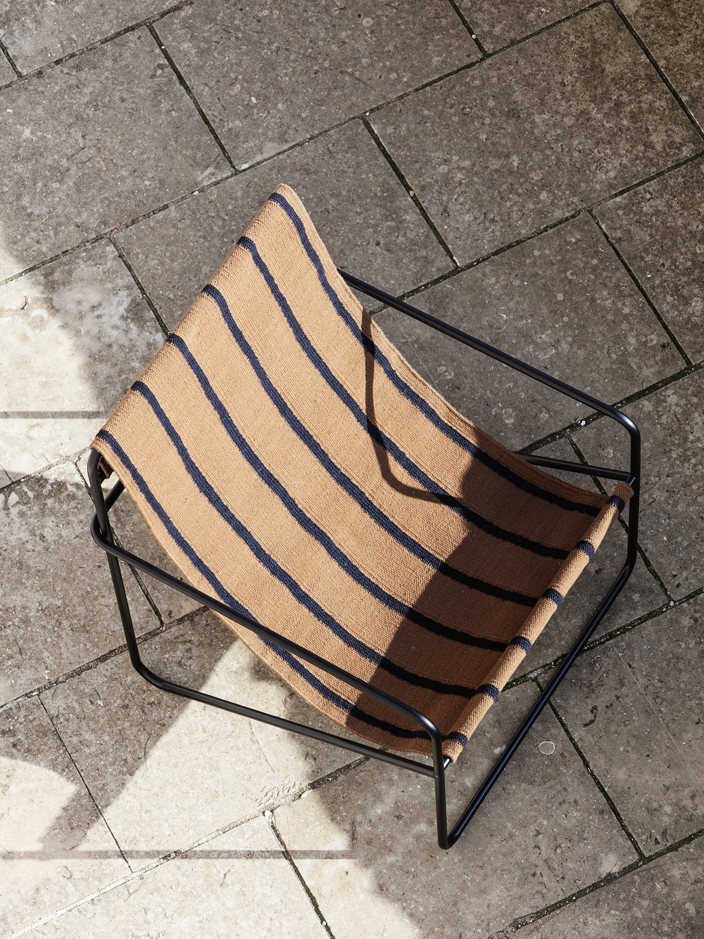 Ferm Living - Desert Lounge Chair in Black Stripes