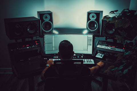 Studio Monitors - Hollywood DJ