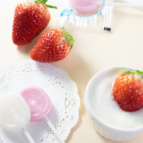 Kẹo mút bổ sung canxi cho trẻ vị yogurt dâu Unimat Riken 70g