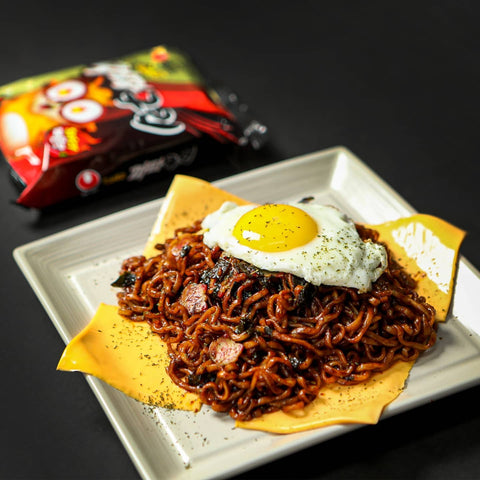 Mì tương đen Chapaguri Nongshim 140g