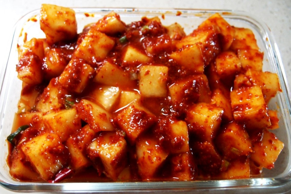 Cách làm kim chi củ cải giòn ngon, chuẩn vị Hàn - Tèobokki