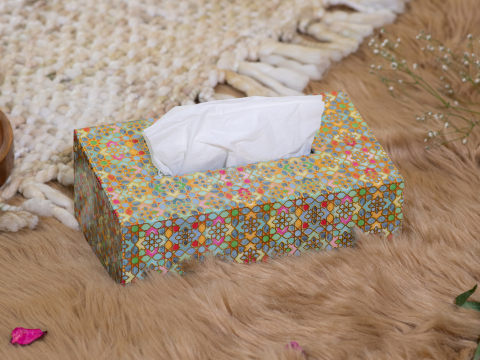 Tissue box