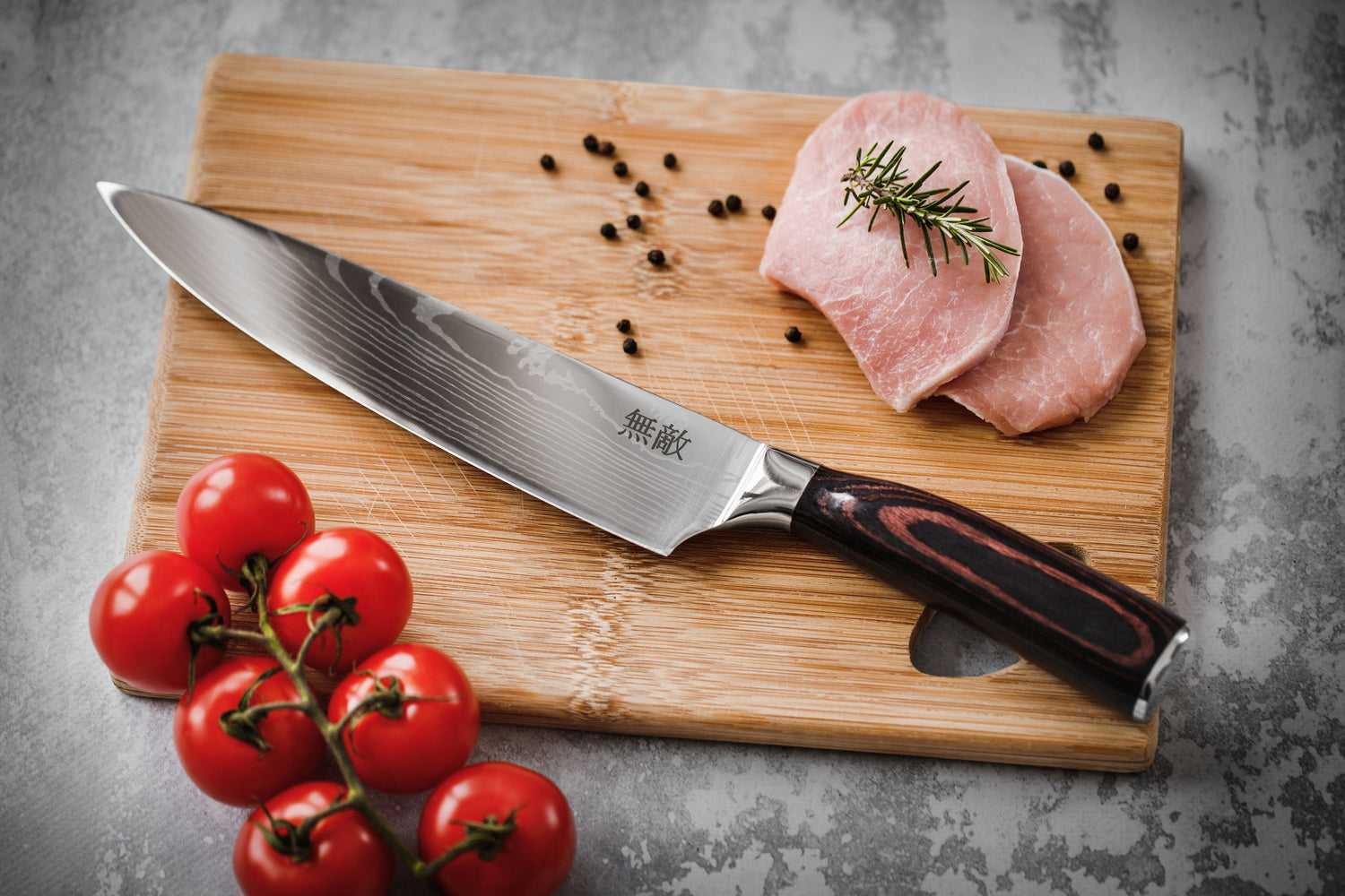 Japanisches Kochmesser, japanisches Messerset aus Kohlenstoffstahl, in einer Geschenkbox