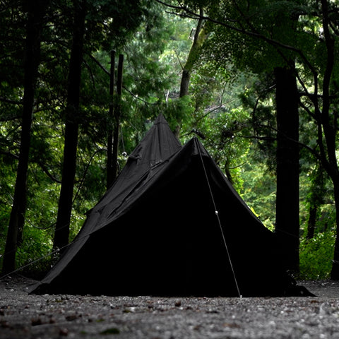 黑色帐篷