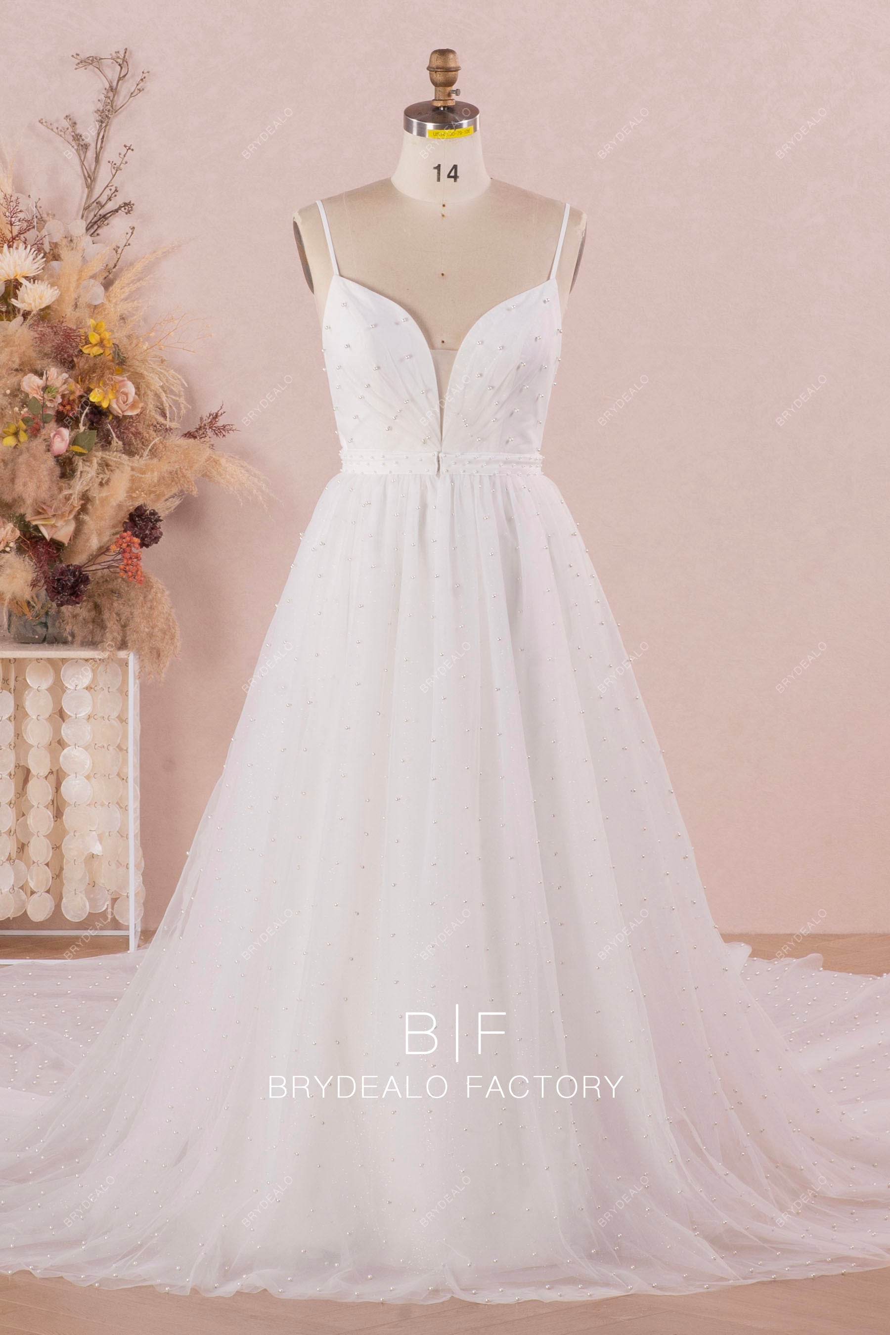 29 of the Best Pearl Wedding Dress Styles We're Swooning Over