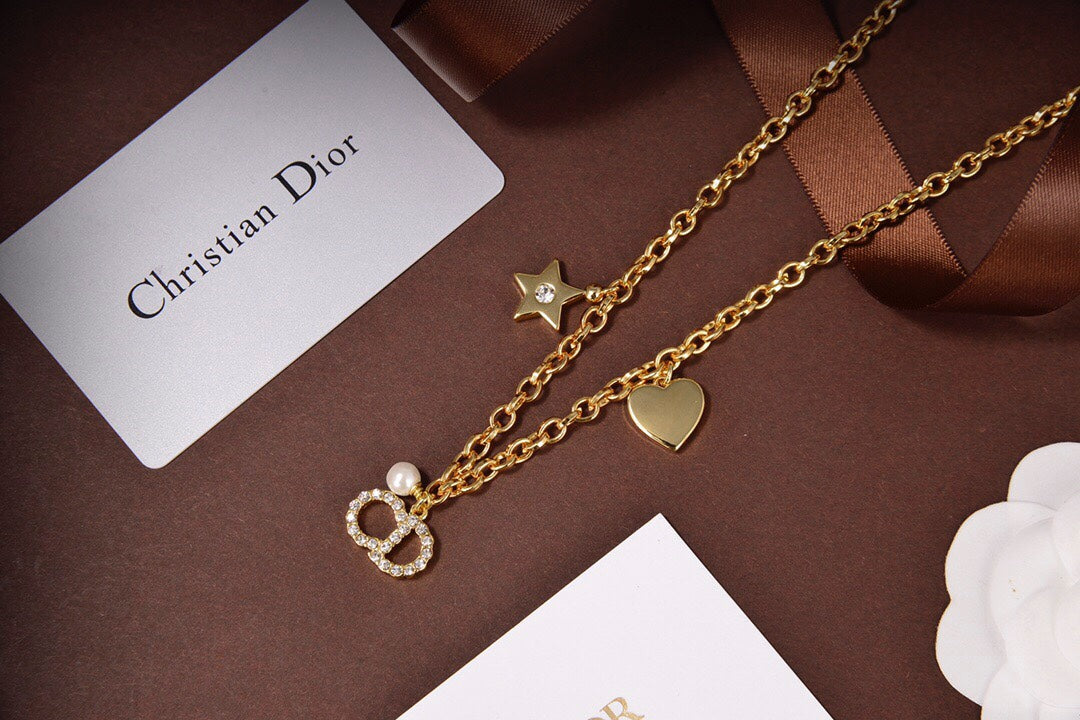 dior necklace pendant