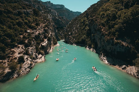 les gorges du Verdon eau montagne dot-drops