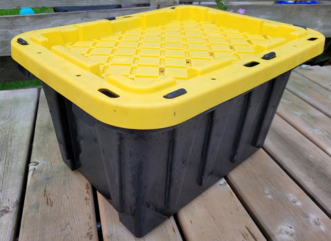 Plastic bin to make your own worm composter