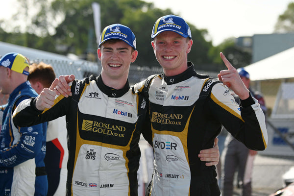 Rosland Gold Racing Triumphs with Double Delight at Brands Hatch Finale!