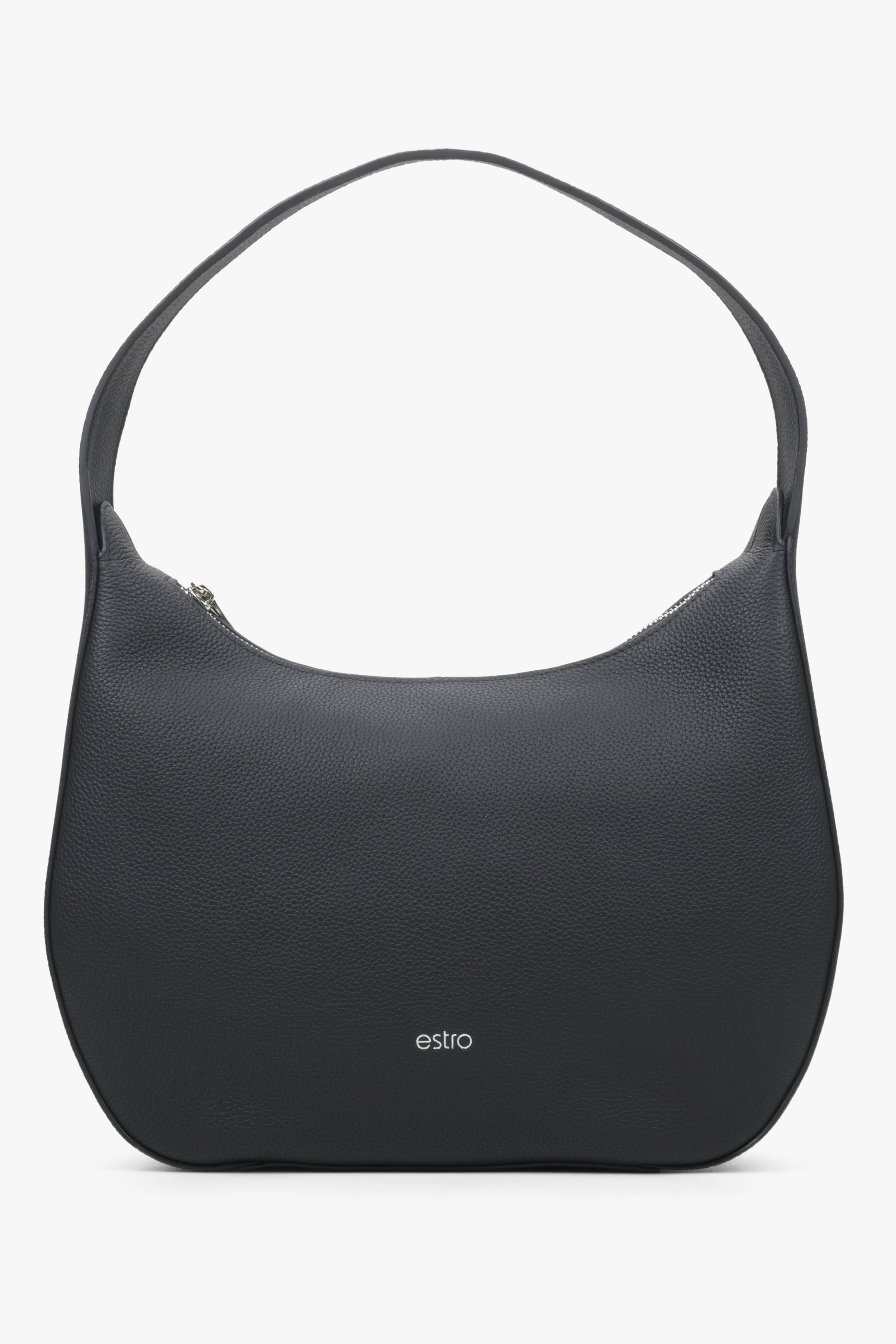 Estro: Czarna torebka damska typu półksiężyc ze skóry naturalnej