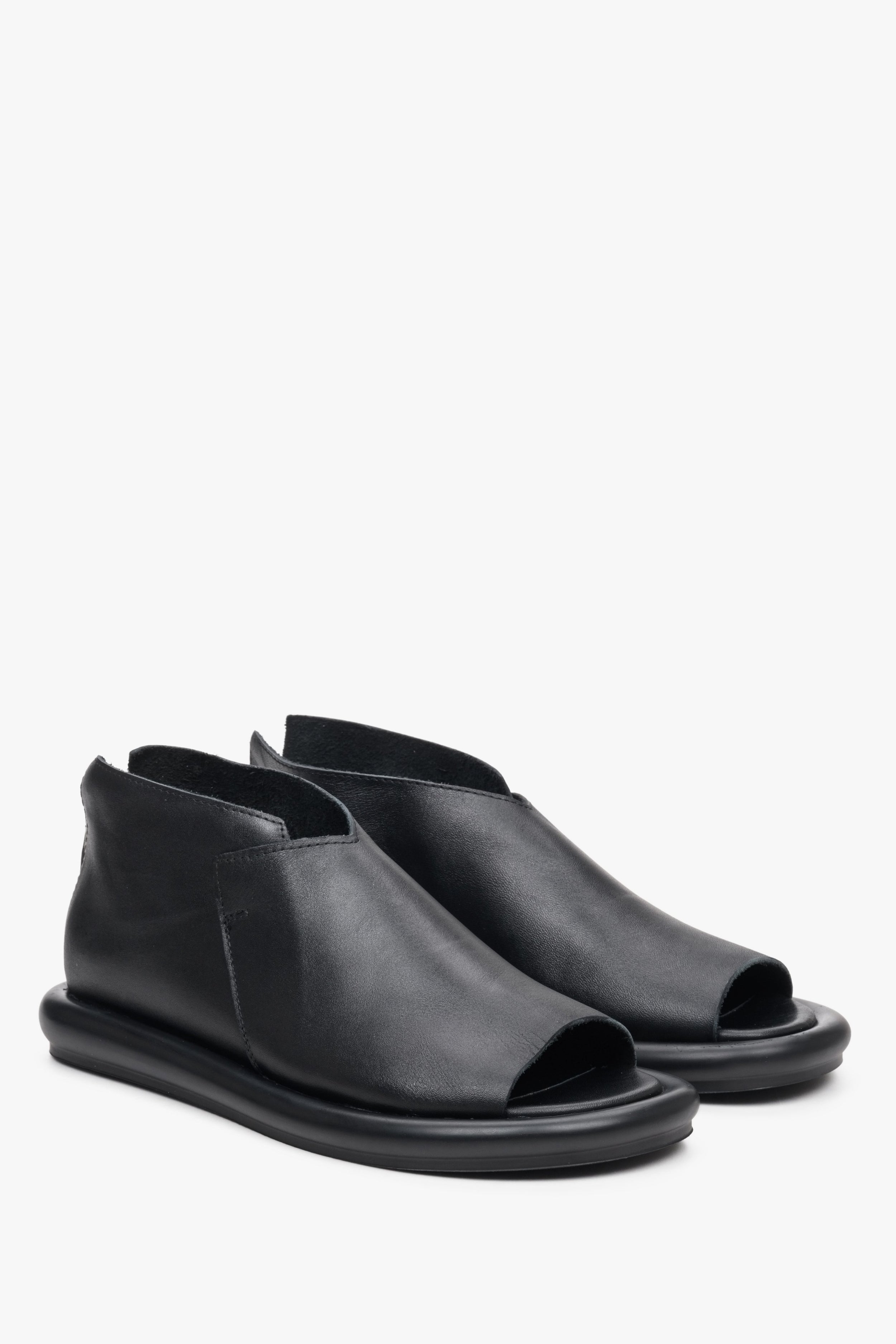 Estro: Czarne skórzane sandały damskie z zakrytą piętą