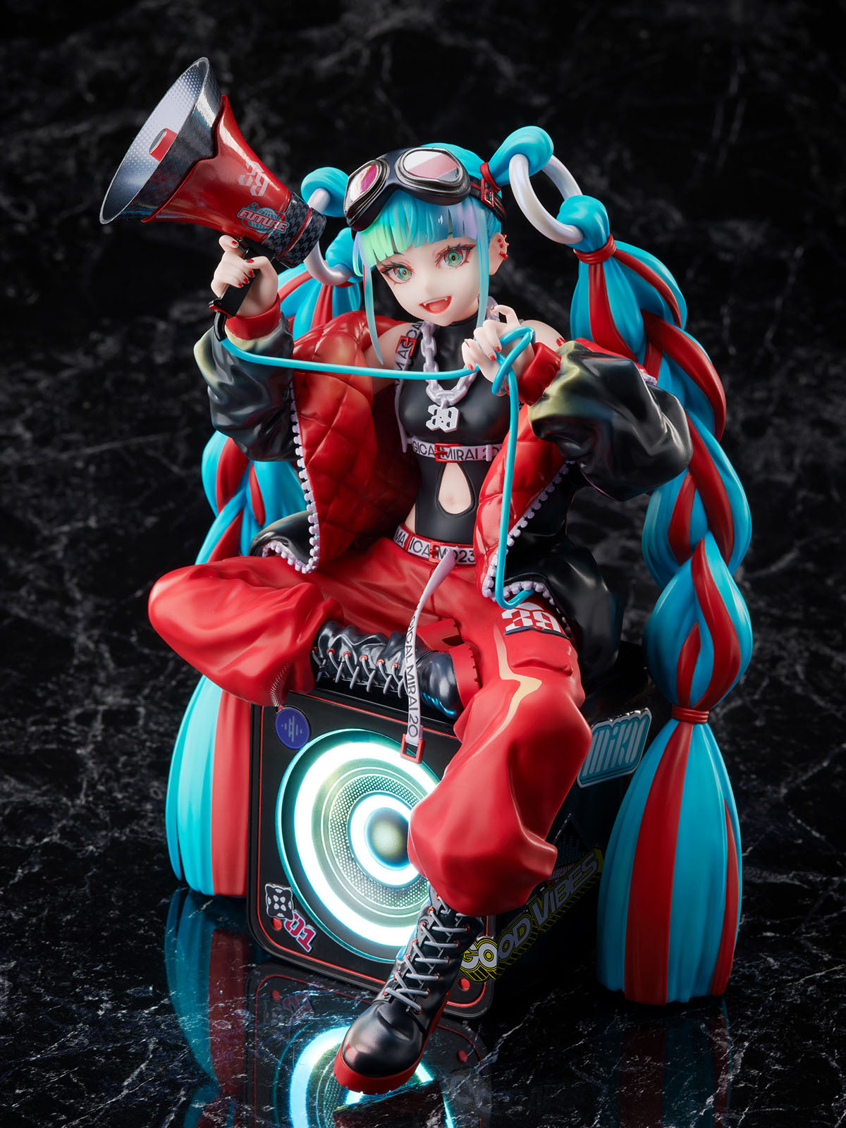 初音ミク「マジカルミライ」10th Anniversary Ver. 1/7スケールフィギュア