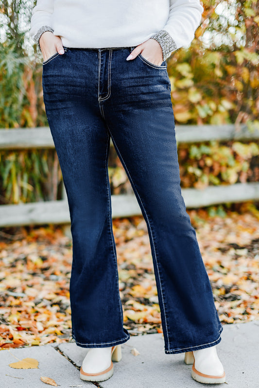 **PRE-ORDER** Mid-waist Flare Jeans