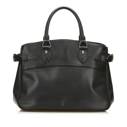 Danube leather bag Louis Vuitton Black in Leather - 31048103